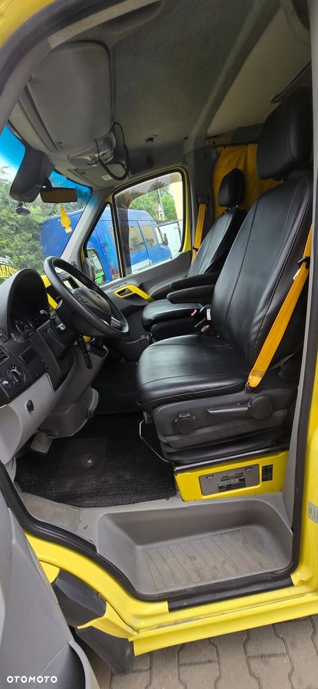 Mercedes-Benz Sprinter - 5