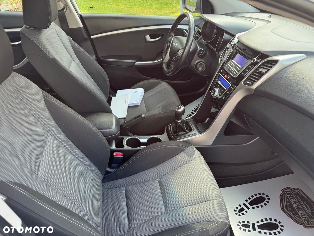 Hyundai i30 - 16