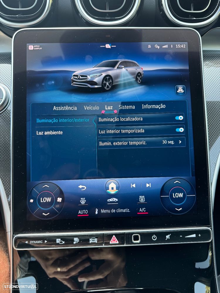 Mercedes-Benz C 300 e AMG Line - 35