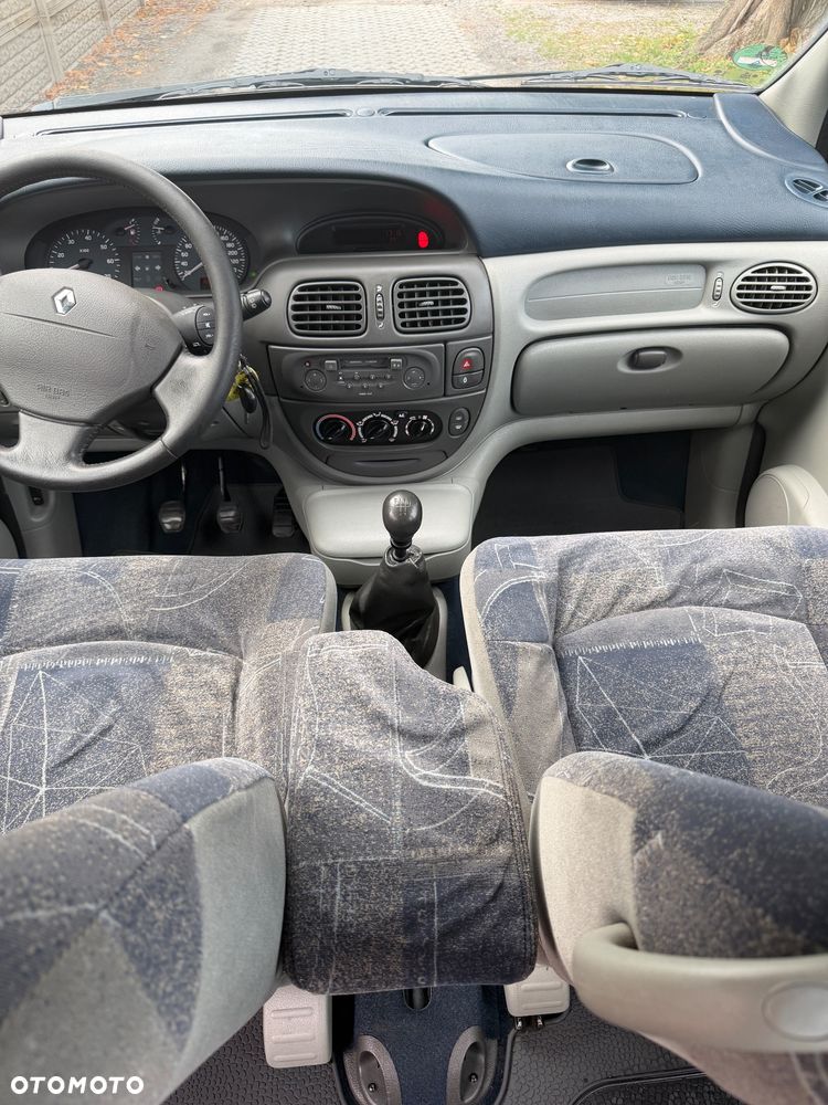 Renault Scenic 1.6 16V EXA - 7