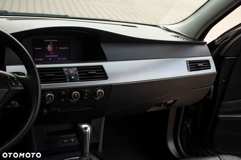 BMW Seria 5 - 28