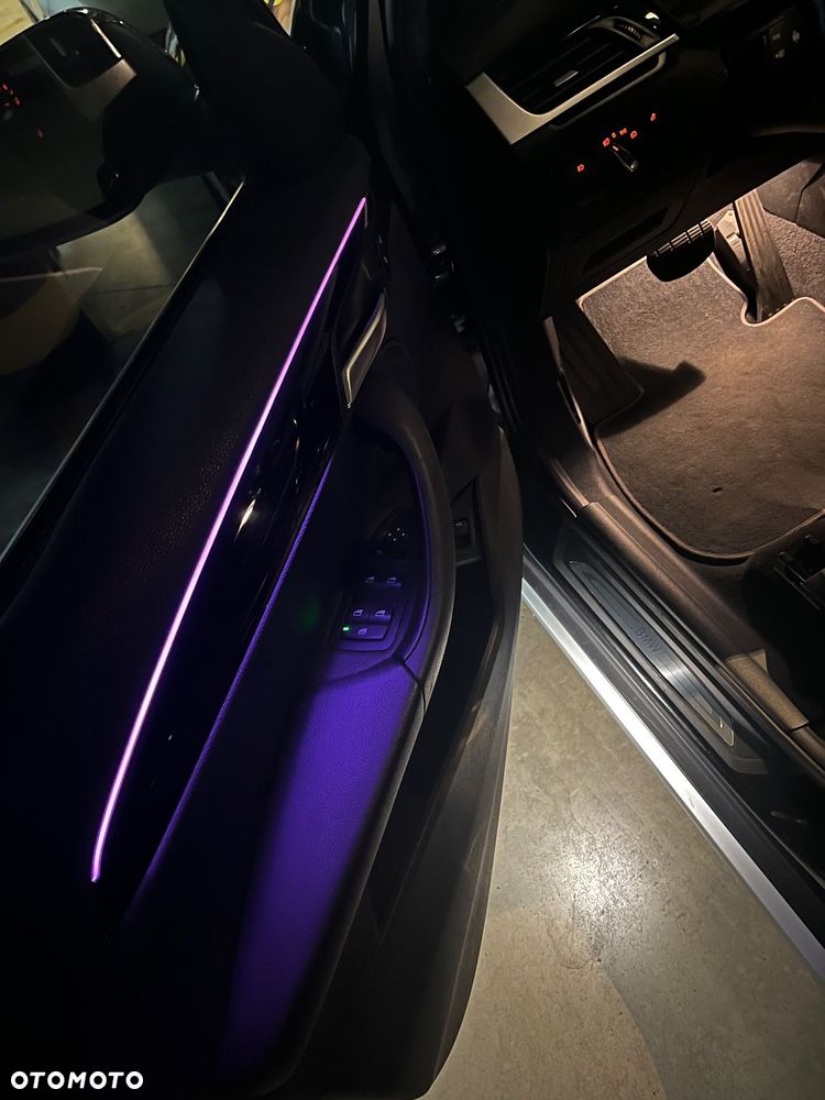 BMW X1 xDrive25i Sport Line - 16