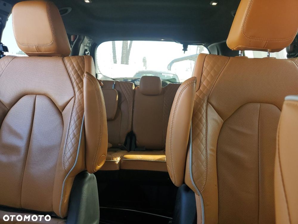 Chrysler Pacifica - 10