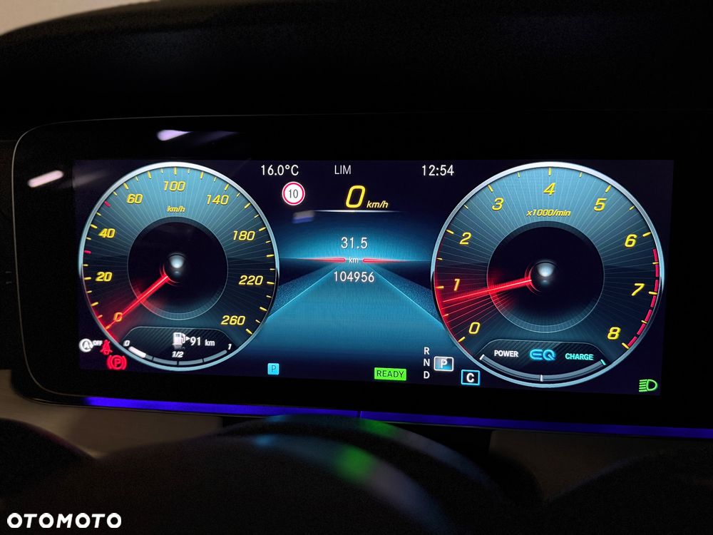 Mercedes-Benz Klasa E 200 4-Matic AMG - 11