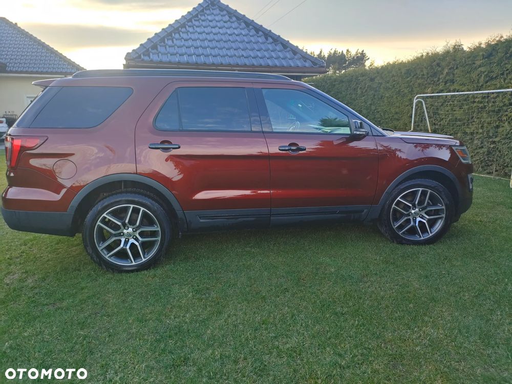Ford Explorer - 5