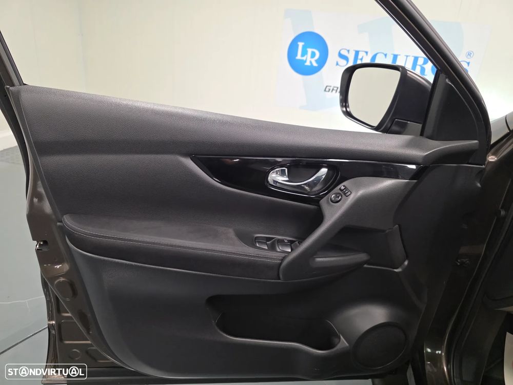Nissan Qashqai 1.5 dCi N-Connecta Led - 54