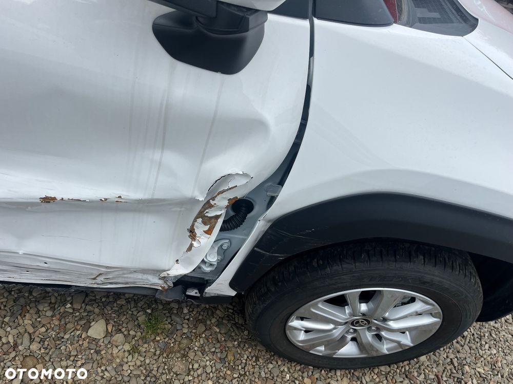 Toyota Yaris Cross 1.5 Comfort CVT - 2