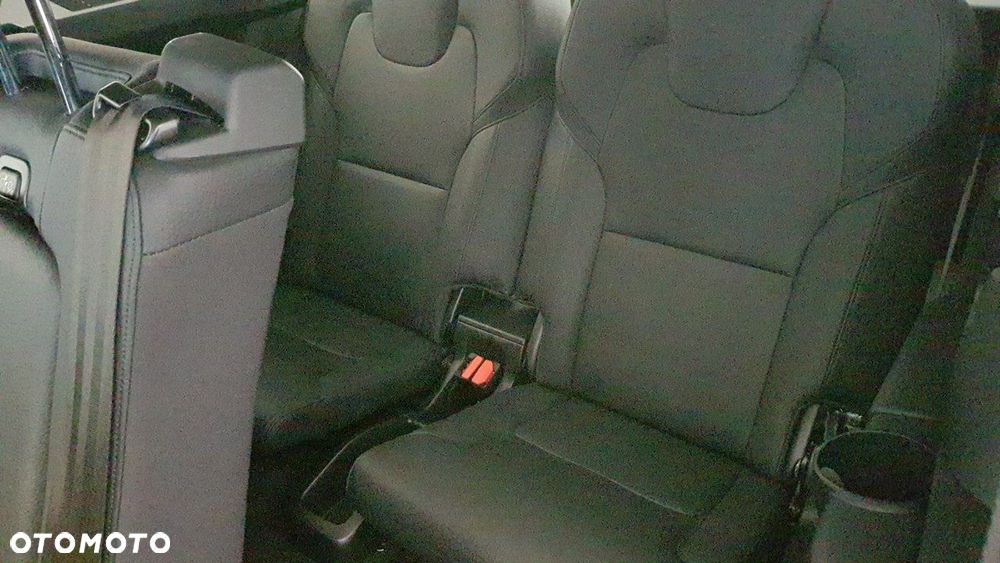 Volvo XC 90 - 14