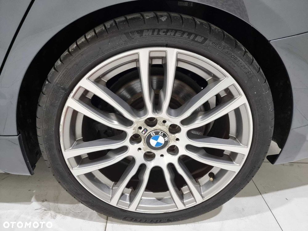 BMW Seria 3 - 36