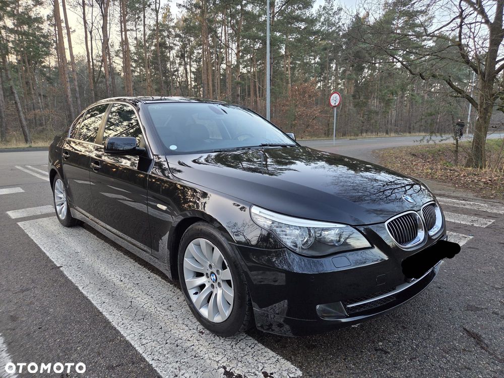 BMW Seria 5 523i - 2