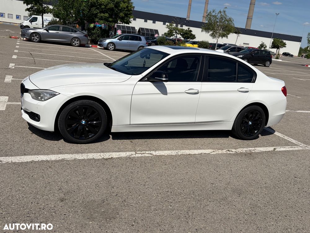 BMW Seria 3 320d Sport-Aut. - 2