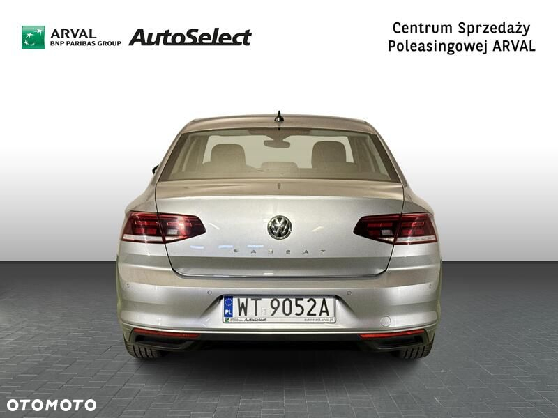 Volkswagen Passat - 5