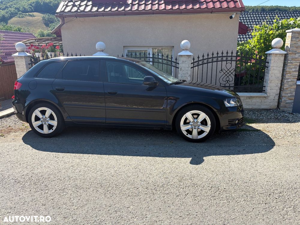 Audi A3 2.0 TDI DPF S tronic S line Sportpaket (plus) - 4