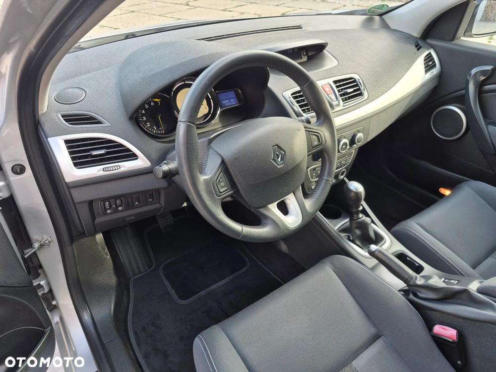 Renault Megane 1.6 16V Expression Euro5 - 32