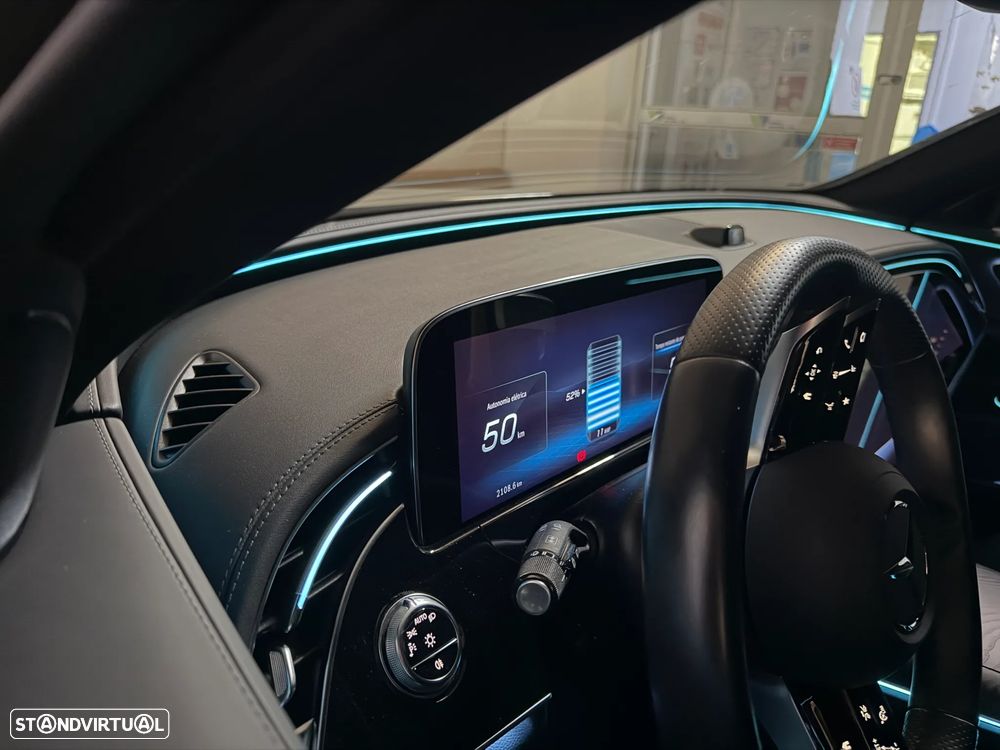 Mercedes-Benz E 300 e Station - 10