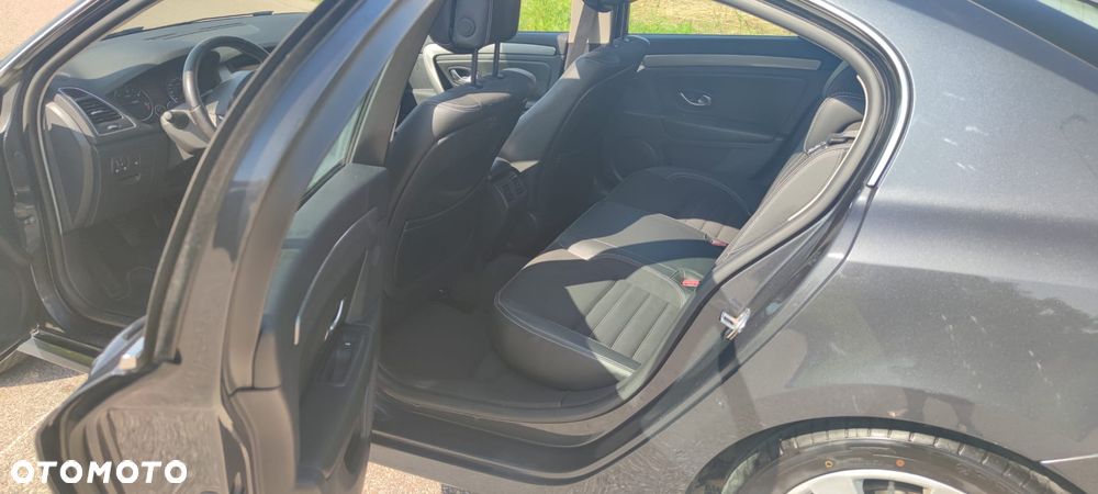 Renault Laguna 2.0 dCi Bose Edition - 8