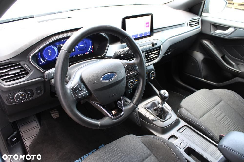 Ford Focus - 11
