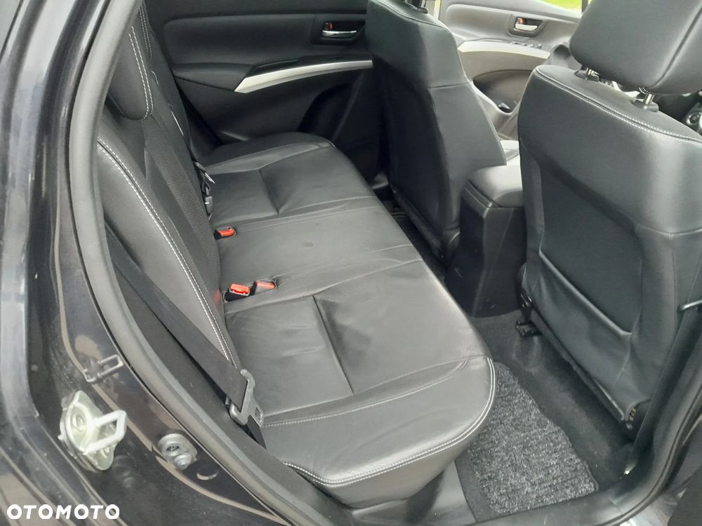 Suzuki S-Cross - 24