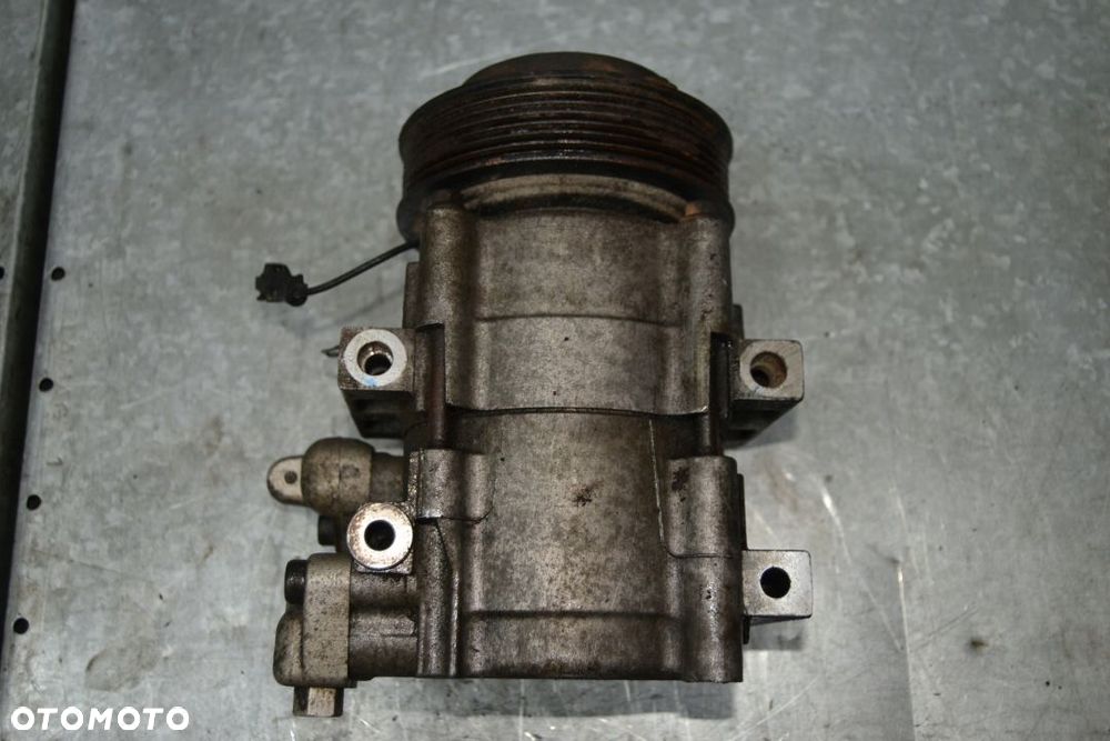 SORENTO 2.5 CRDI SPRĘŻARKA KLIMATYZACJI 97701-3E300 - 2