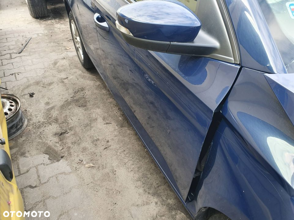 DRZWI PRAWE PRZÓD SKODA FABIA III LF5A - 4