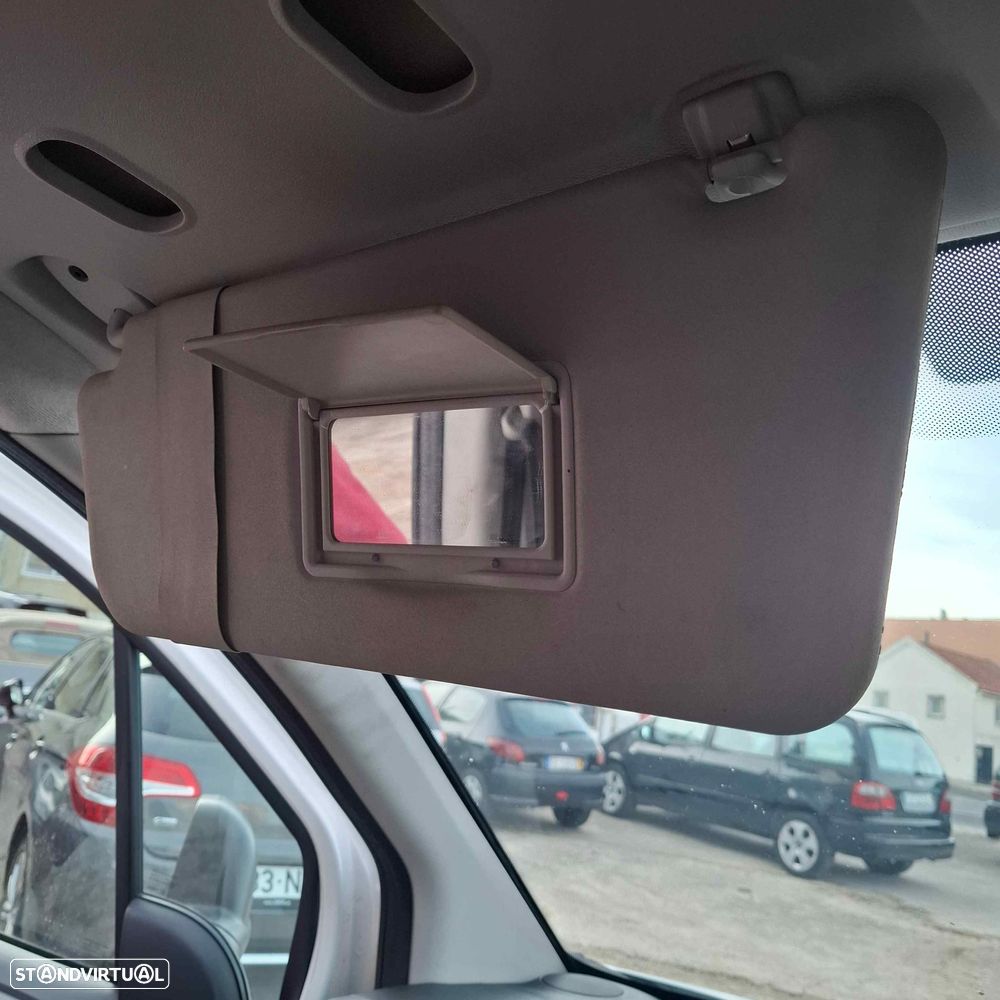 Peugeot Partner 1.6 HDI 3Lugres - 19