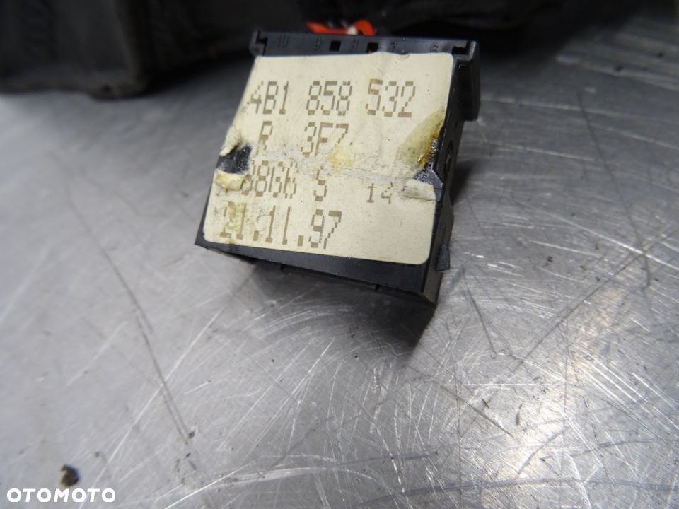 AUDI A6 C5 SEDAN 97-00 LUSTERKO ELEKTRYCZNE PRAWE LAK LY7M 5 PINÓW - 7