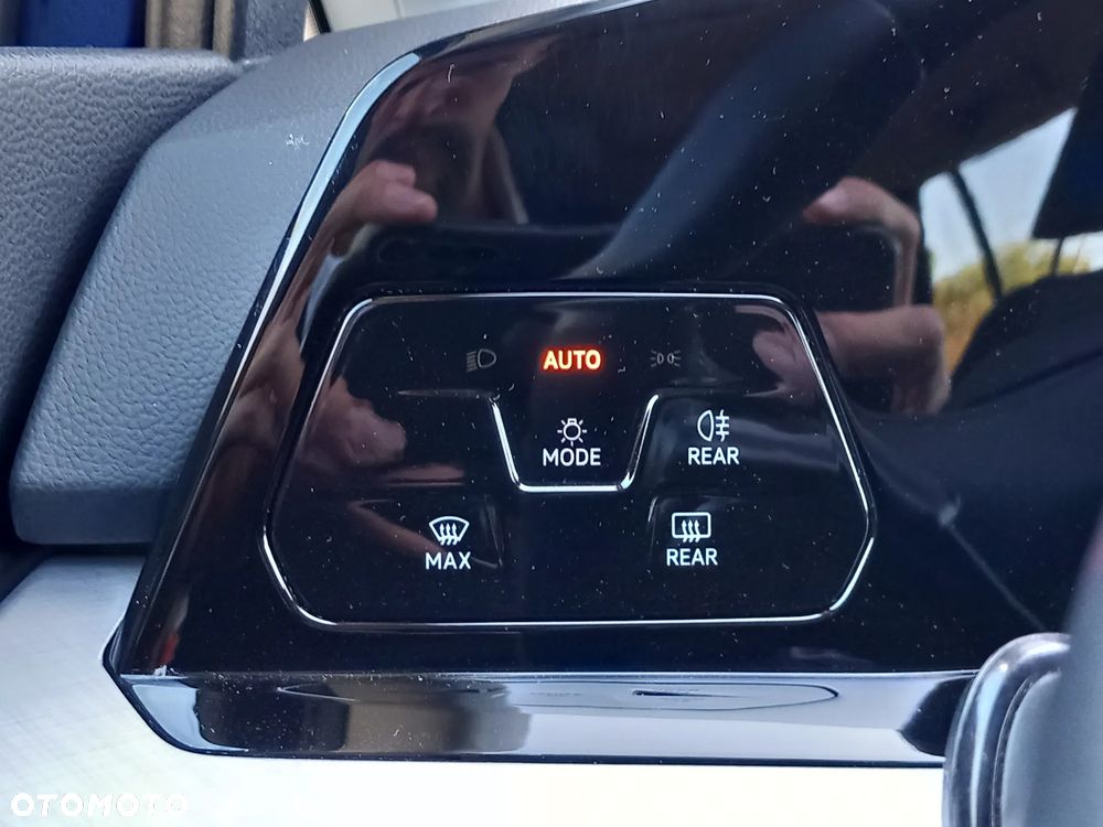 Volkswagen Golf 1.5 TSI EVO Life - 23