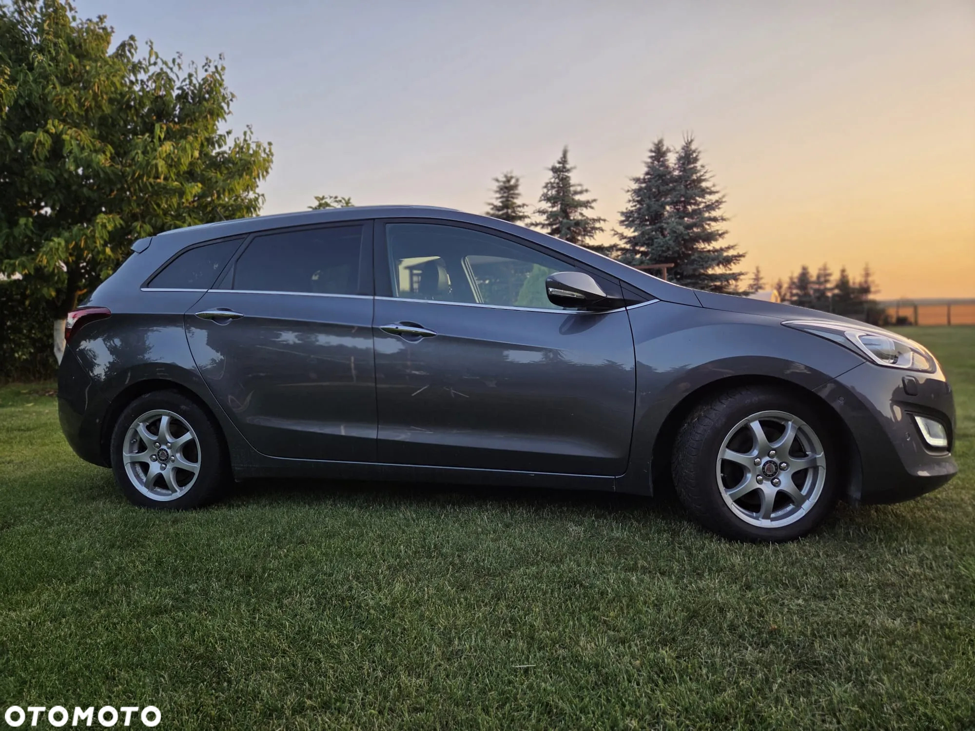 Hyundai i30 blue Kombi 1.6 CRDi DCT Premium - 2