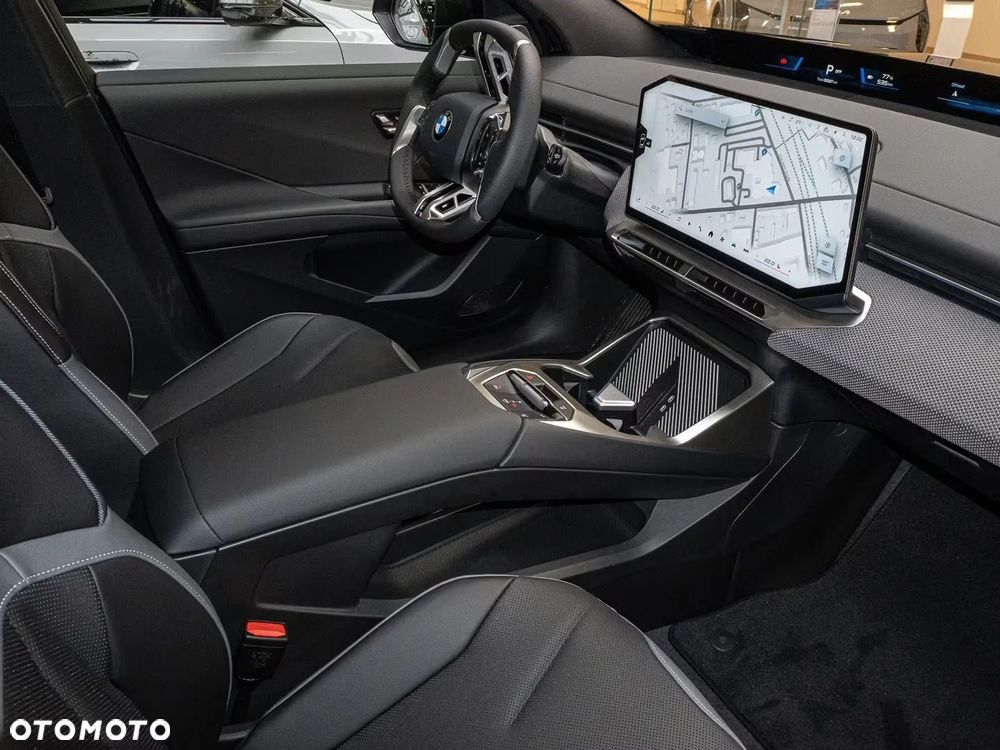 BMW iX3 - 12