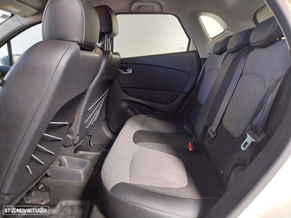 Renault Captur 1.5 dCi Exclusive - 10