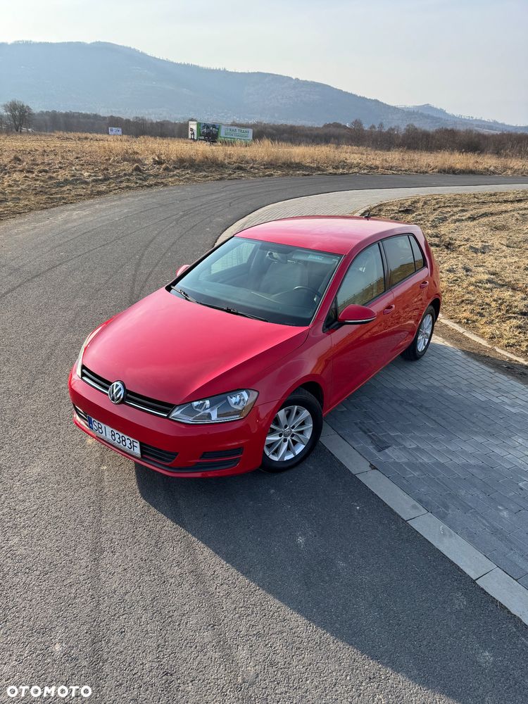 Volkswagen Golf - 6
