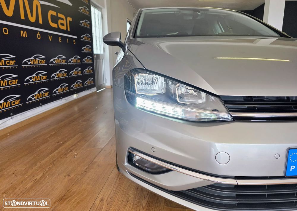 VW Golf 1.6 TDI Confortline - 21