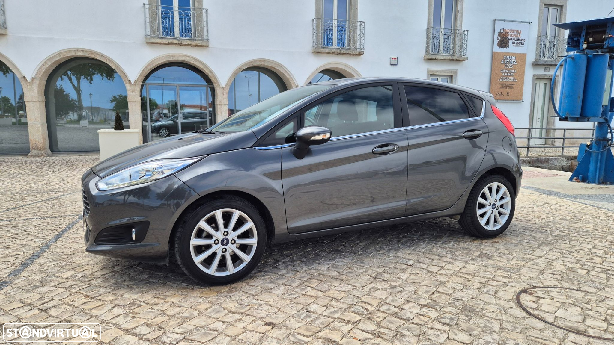 Ford Fiesta 1.0 T EcoBoost Titanium - 4