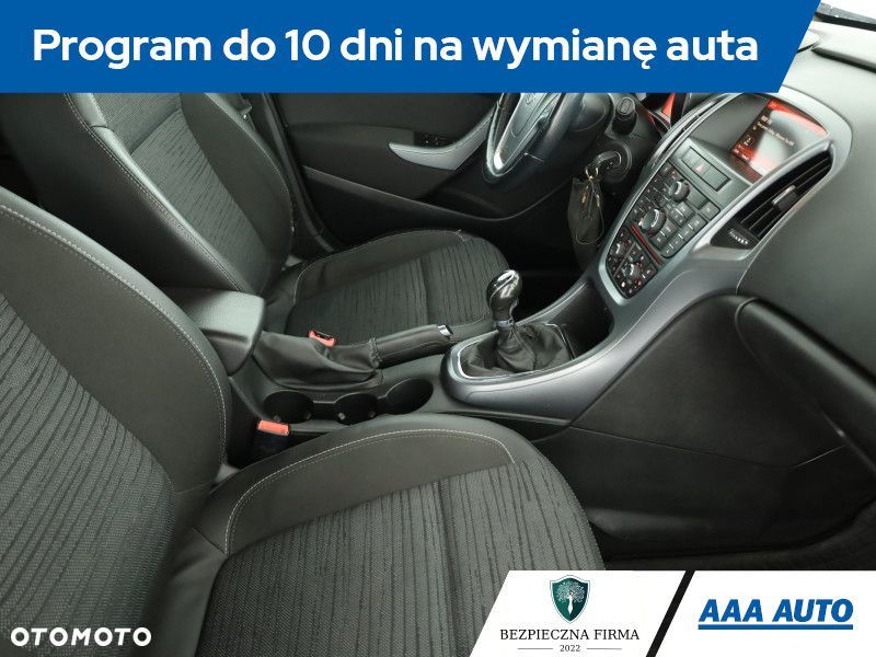 Opel Astra - 8