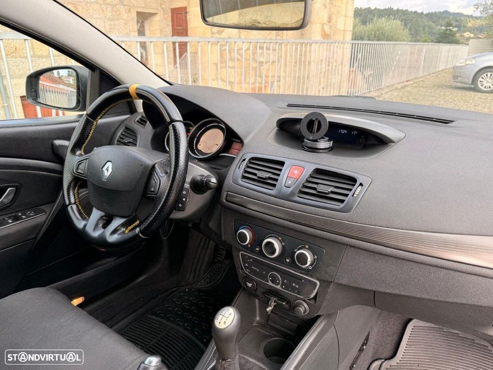 Renault Mégane Coupe 1.5 dCi Dynamique S - 22