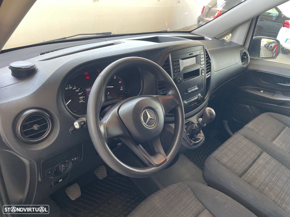 Mercedes-Benz VITO 111 CDI  ISOTÉRMICA - 13