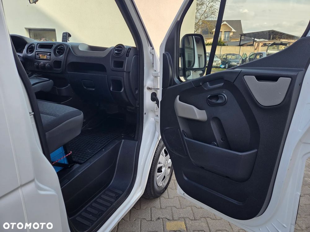Opel Movano - 16