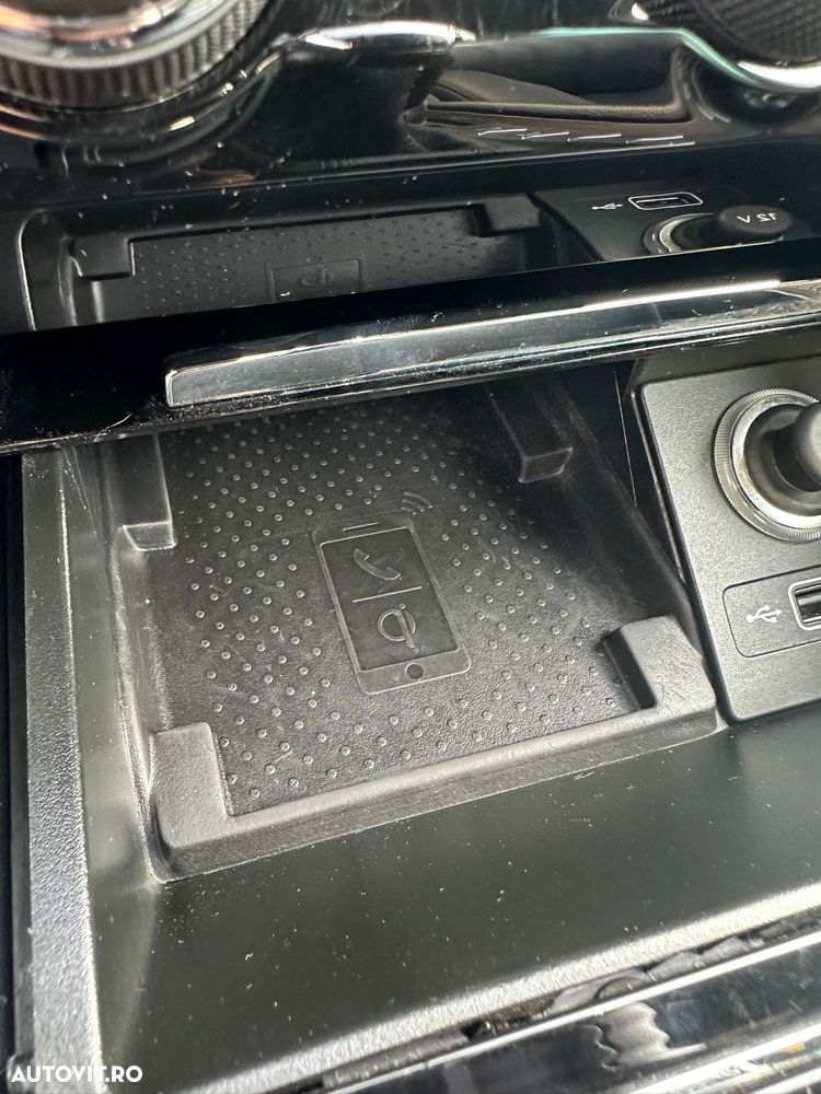 Skoda Superb 2.0 TDI DSG Laurin & Klement - 10