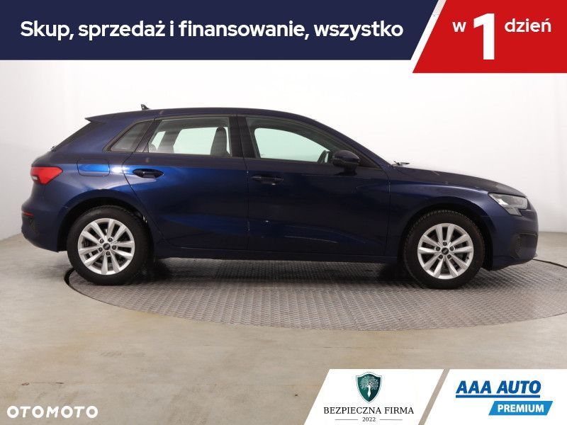 Audi A3 Sportback - 8
