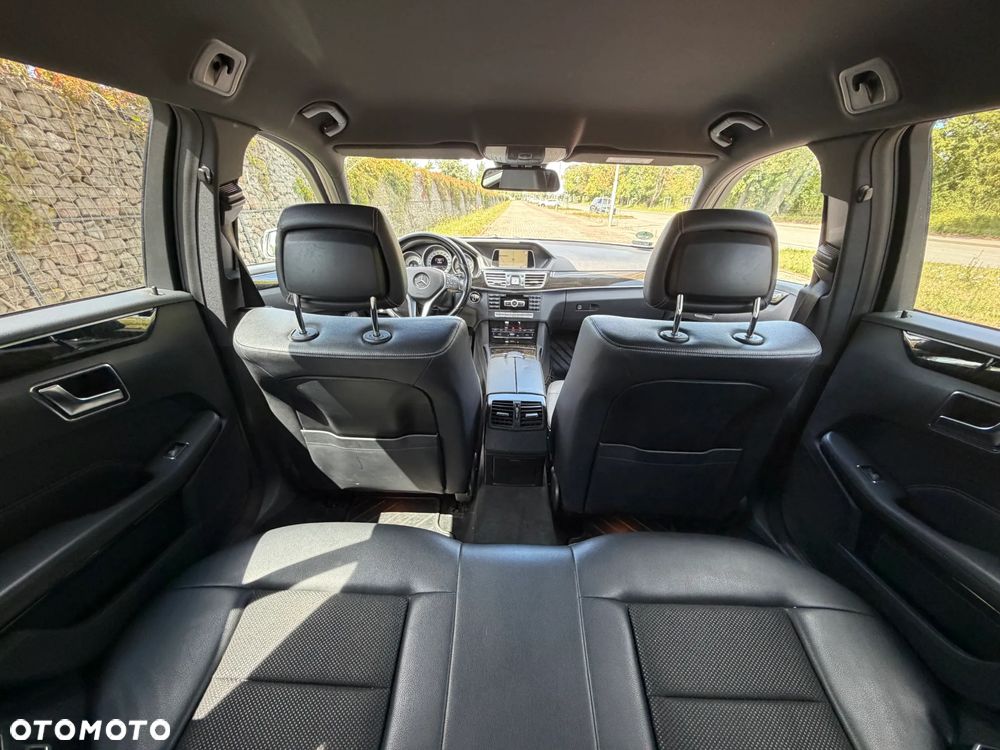 Mercedes-Benz Klasa E 200 7G-TRONIC Avantgarde - 36