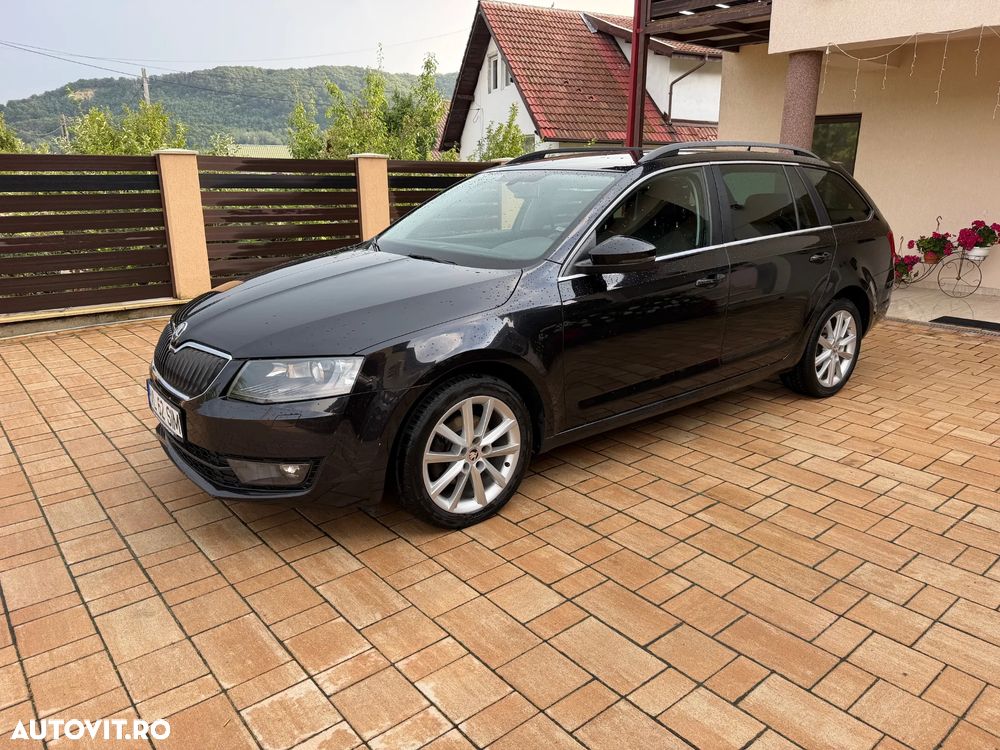 Skoda Octavia 2.0 TDI Green tec DSG Elegance - 1