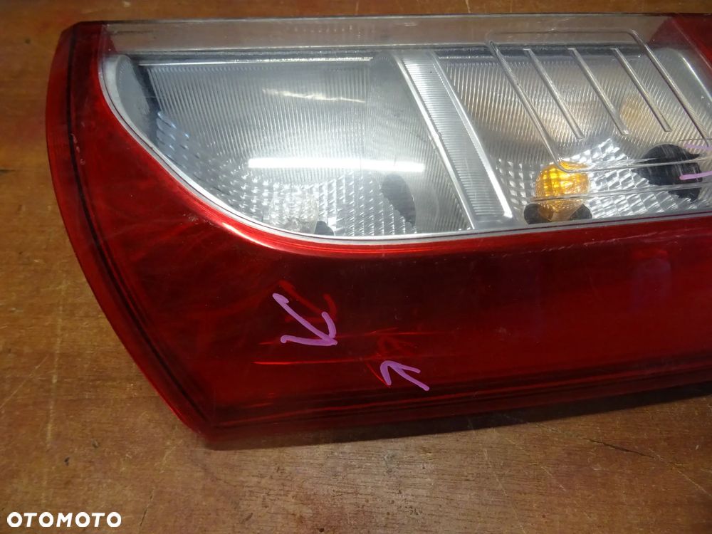 DACIA DOKKER LAMPA PRAWA TYLNA TYL TANIO WKLAD ZAROWEK CZESCI ROZNA PYTAC - 3