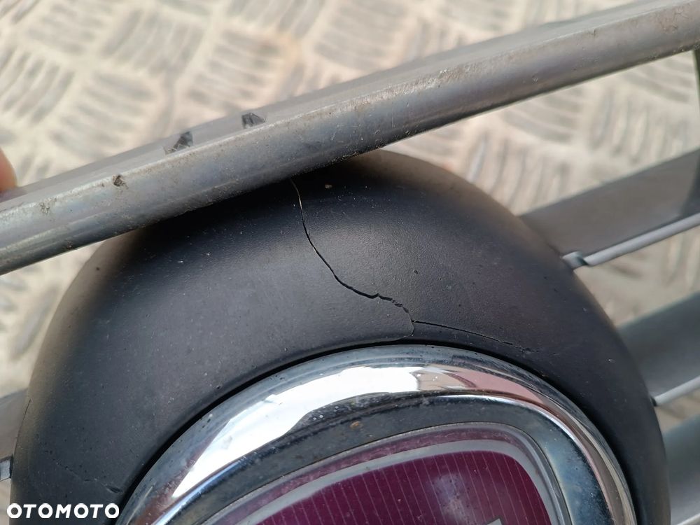 Fiat Croma 2 II FL Lift (2008-2011) Grill Atrapa 35447330 wlot kratka zderzaka chrom emblemat - 5