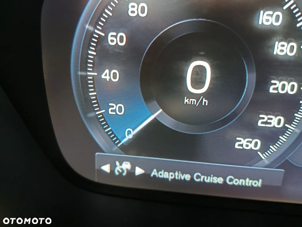 Volvo V60 B4 D Plus Bright - 24