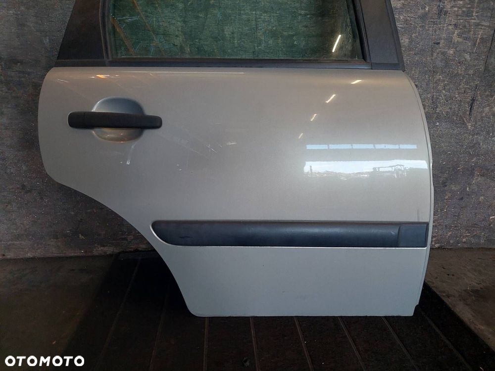 DRZWI KOMPLETNE PRAWY TYŁ CITROEN C3 I KDDC - 2