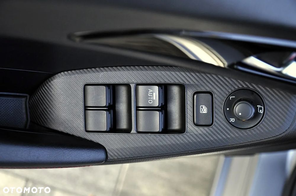 Mazda 3 SKYACTIV-D 150 Exclusive-Line - 24