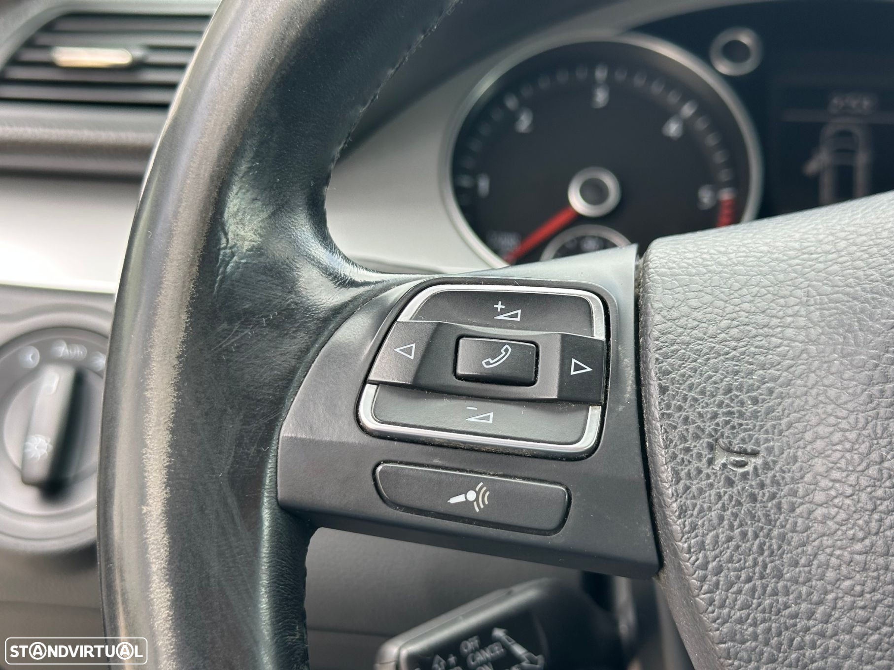 VW Passat Variant 2.0 TDi Confortline - 21