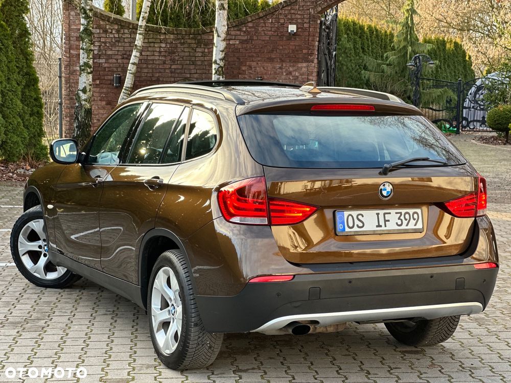 BMW X1 sDrive18i Sport Line - 11