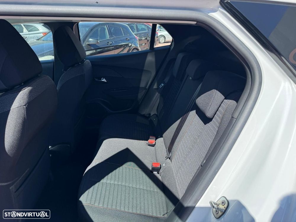 Peugeot 2008 1.2 PureTech Active Pack EAT8 - 15