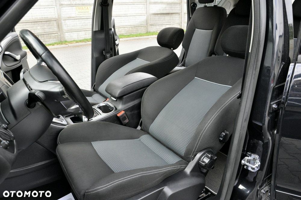 Ford S-Max 2.0 TDCi DPF Titanium X - 12